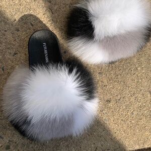 Luna Real Fur Slides sizes 8.5,9,9.5